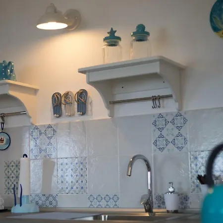 Blue House By Perry-holiday Appartement